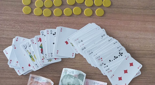 Kumar oynayan 8 kişiye 14 bin TL ceza