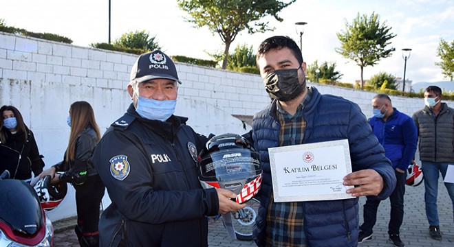 Kumluca'da 'Kaskını tak, dengeni koru, hayatta kal' projesi