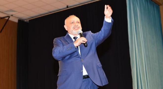 Kumluca'da 'Türkiye Geçilmez' konferansı