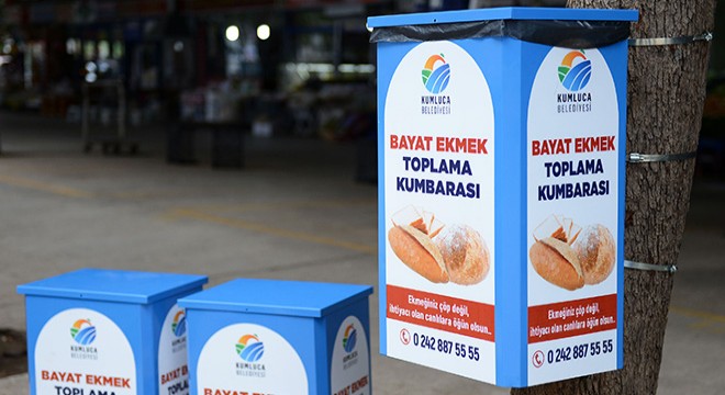 Kumluca'da bayat ekmek kumbarası