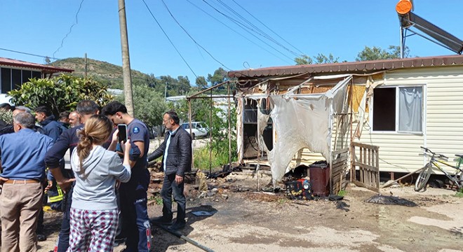 Kumluca'da ev yangını