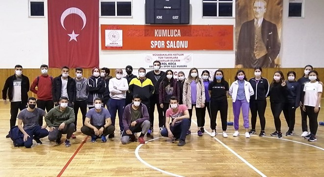 Kumluca'da polis adayları için kurs