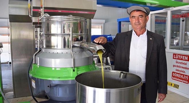 Kumluca'da zeytinler yağa dönüşüyor