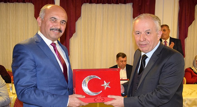 Kumluca'dan tayin olanlara veda yemeği