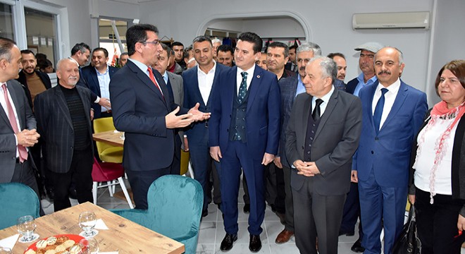 Kumluca'ya Z-Kütüphane açıldı