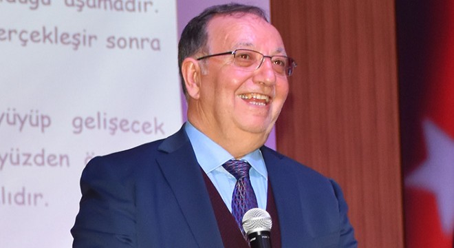 Kumluca da 2023 Eğitim Vizyonu konferansı