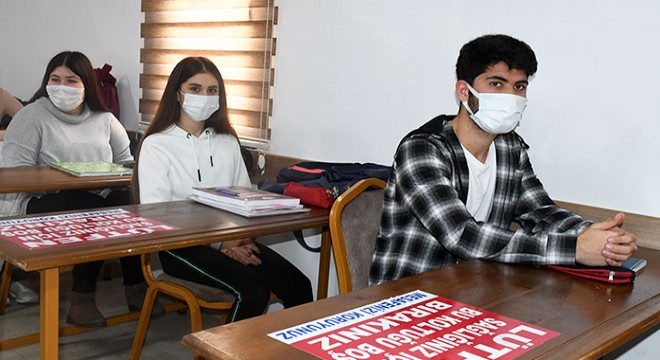 Kurs merkezinde eğitime devam