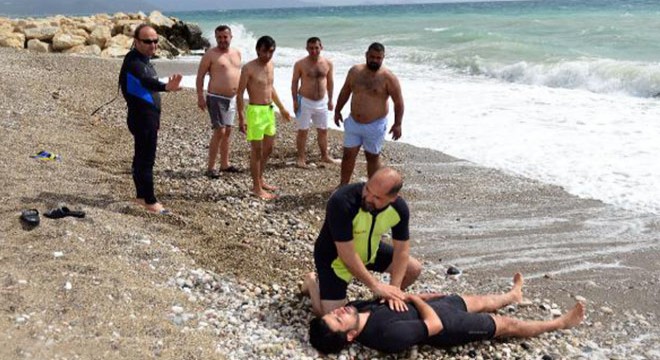 Kursiyerlere cankurtaran eğitimi