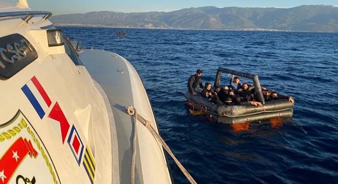 Kuşadası'nda 67 kaçak göçmen kurtarıldı