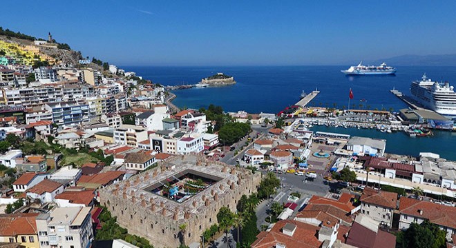 Kuşadası'nda Kurban Bayramı yoğunluğu
