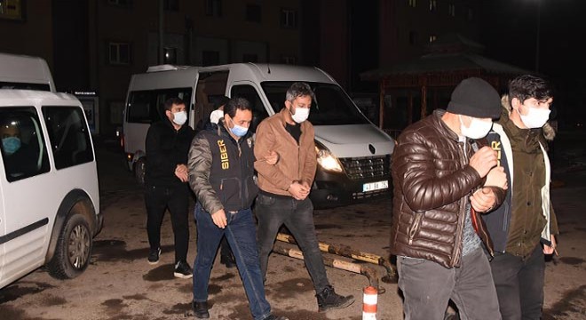 Kütahya'da 13 yasa dışı bahis şüphelisi adliyede