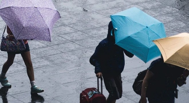 Kuvvetli yağış geri geliyor: Meteoroloji saat verdi