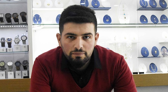 Kuyumcu çalışanı: Kafama silah dayayıp, rehin aldılar