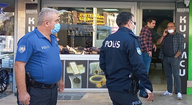 Kuyumcu çalışanını öldürüp, 2 kilo altınla kaçan şüpheli yakalandı