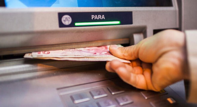 Libyalıyı ATM önünde gasp eden 4 kişi yakalandı