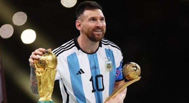 Lionel Messi nin formasına rekor fiyat!