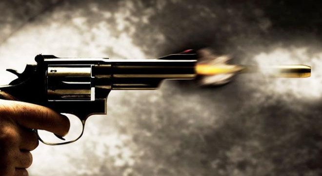 Lokantada garsona ateş açıldı, yemek yiyen genç öldü