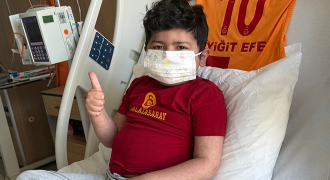 Lösemili Yiğit Efe, nakille hayata tutundu