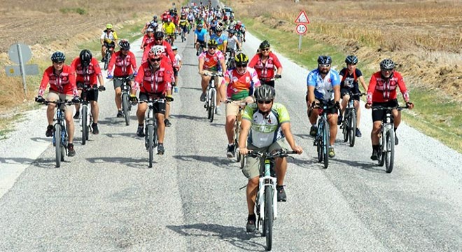 Lüleburgaz'da barışa pedal çevirdiler