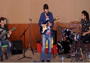 AKS'de müzik ziyafeti