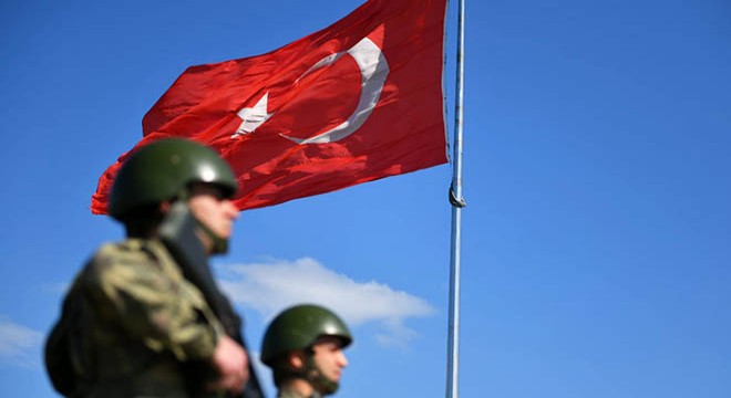 MSB: Yunanistan sınırında 2 FETÖ üyesi yakalandı