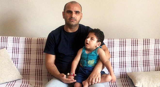 Maaş haczi nedeniyle engelli oğluna bakmakta zorlanıyor