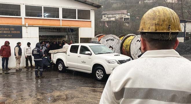Madenciler deprem bölgesine hareket etti