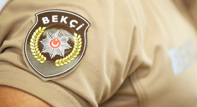 Mahalle bekçisi eşini öldürüp, intihar etti