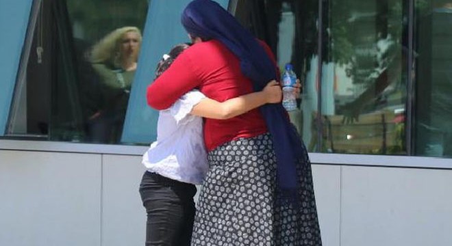 Mahkemede karar sırasında önce fenalaştı sonra sevindi