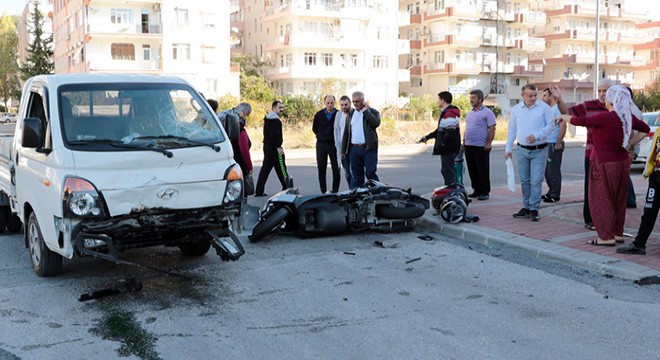 Manavgat'ta baba ve kızı yaralandı