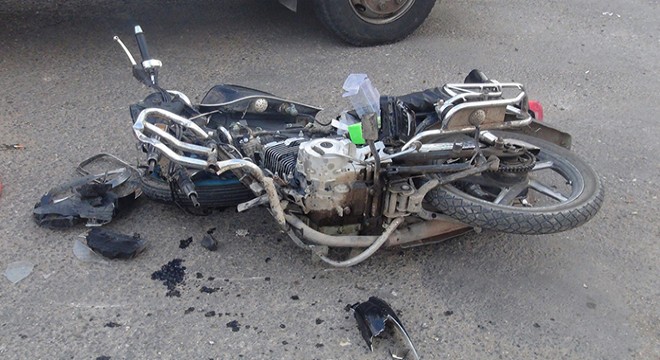 Manavgat'ta kamyonla çarpışan motosikletli öldü