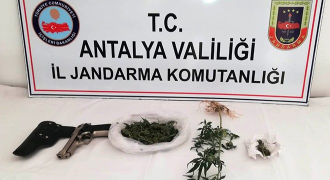 Manavgat'ta uyuşturucu operasyonu