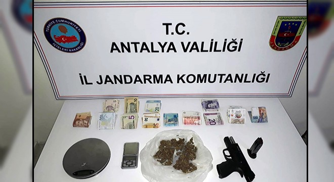 Manavgat'ta uyuşturucu operasyonu