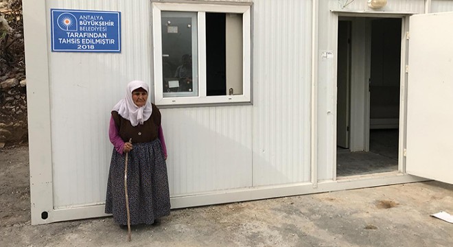 Manavgatlı Kiraz Nine'ye konteyner ev