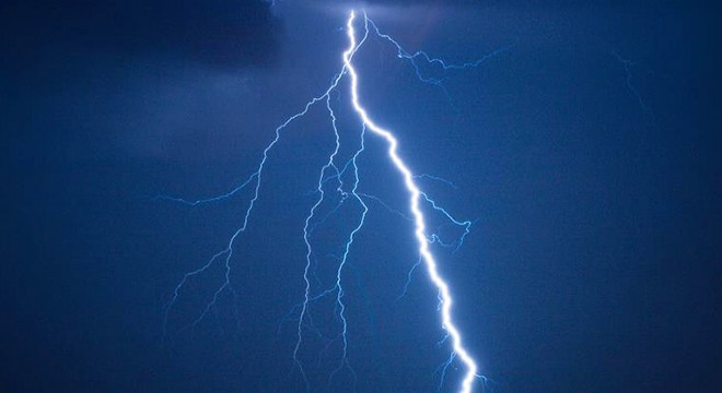 Manisa'da ağıla yıldırım düştü; 10 keçi telef oldu
