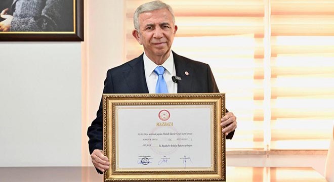 Mansur Yavaş, mazbatasını aldı