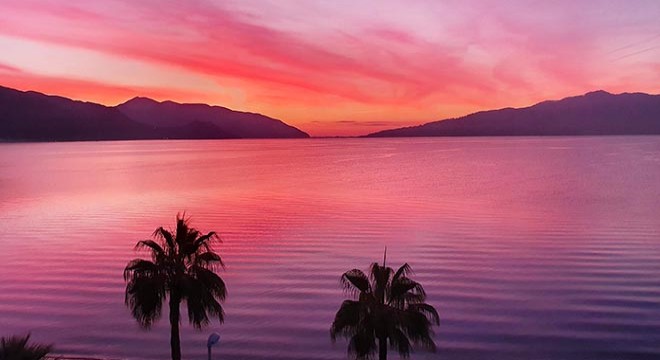 Marmaris'te gün doğumu güzelliği