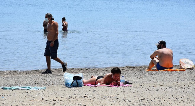 Marmaris'te tam kapanma öncesi deniz keyfi
