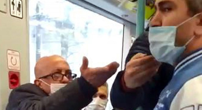 Maske için uyaran kişiye "Neyin peşindesin?" diye bağırdı