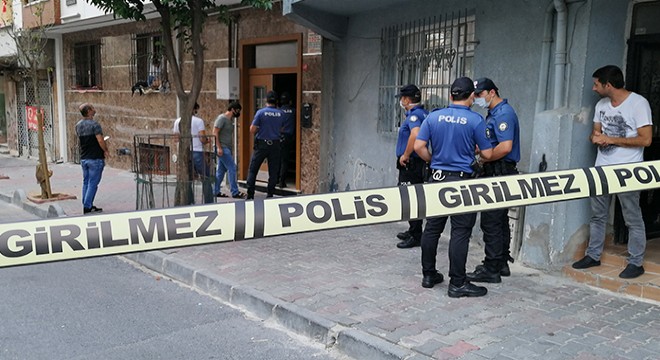 Maskeli 4 şüpheli 11 kilo altını gasp etti