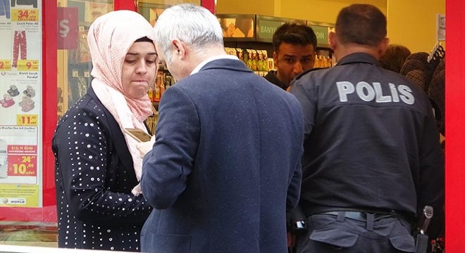 Maskeli hırsız, marketten 20 bin lira çaldı