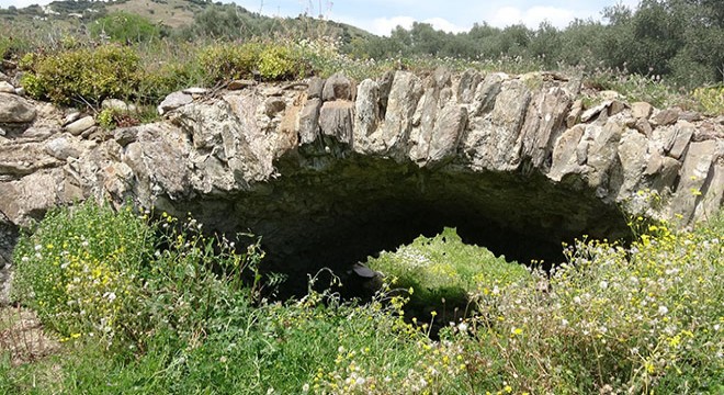 Mastaura Antik Kenti'nde 1800 yıllık kanalizasyon sistemi bulundu