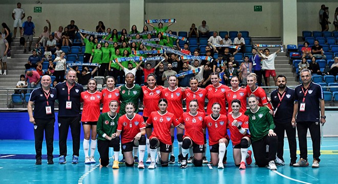 Mavi Kelebekler Avrupa'da tur peşinde