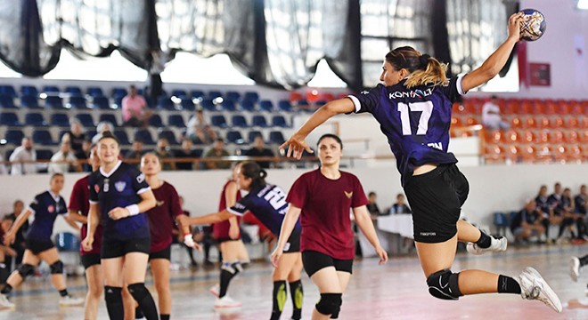 Mavi Kelebekler'den iki günde iki hazırlık maçı