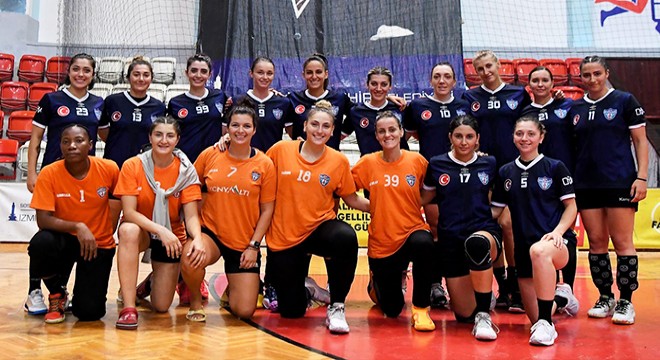 Mavi Kelebekler'in hedefi kupayı Antalya'ya getirmek