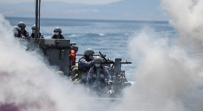 'Mavi Vatan'da nefes kesen tatbikat