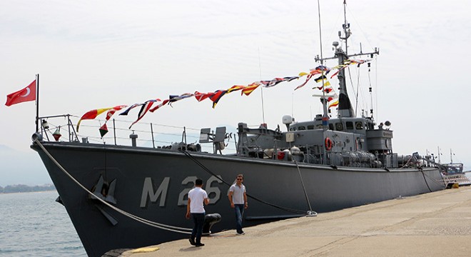 Mayın avlama gemisi Alanya'da