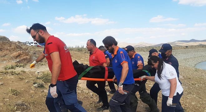 Mehmet Efe, serinlemek için girdiği gölette boğuldu