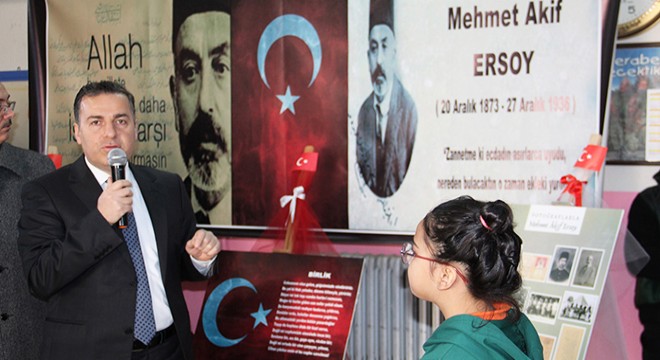 Mehmet Akif Ersoy anıldı