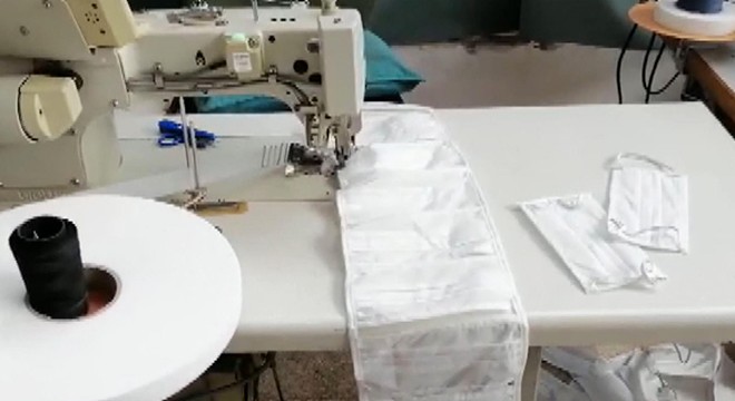 Merdiven altı dezenfektan ve maskelere el konuldu